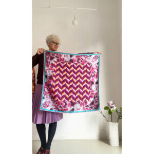 Foulard, Janet